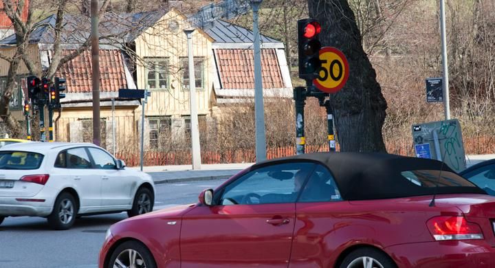 Även i fortsättningen krävs grönt ljus för att svänga höger.