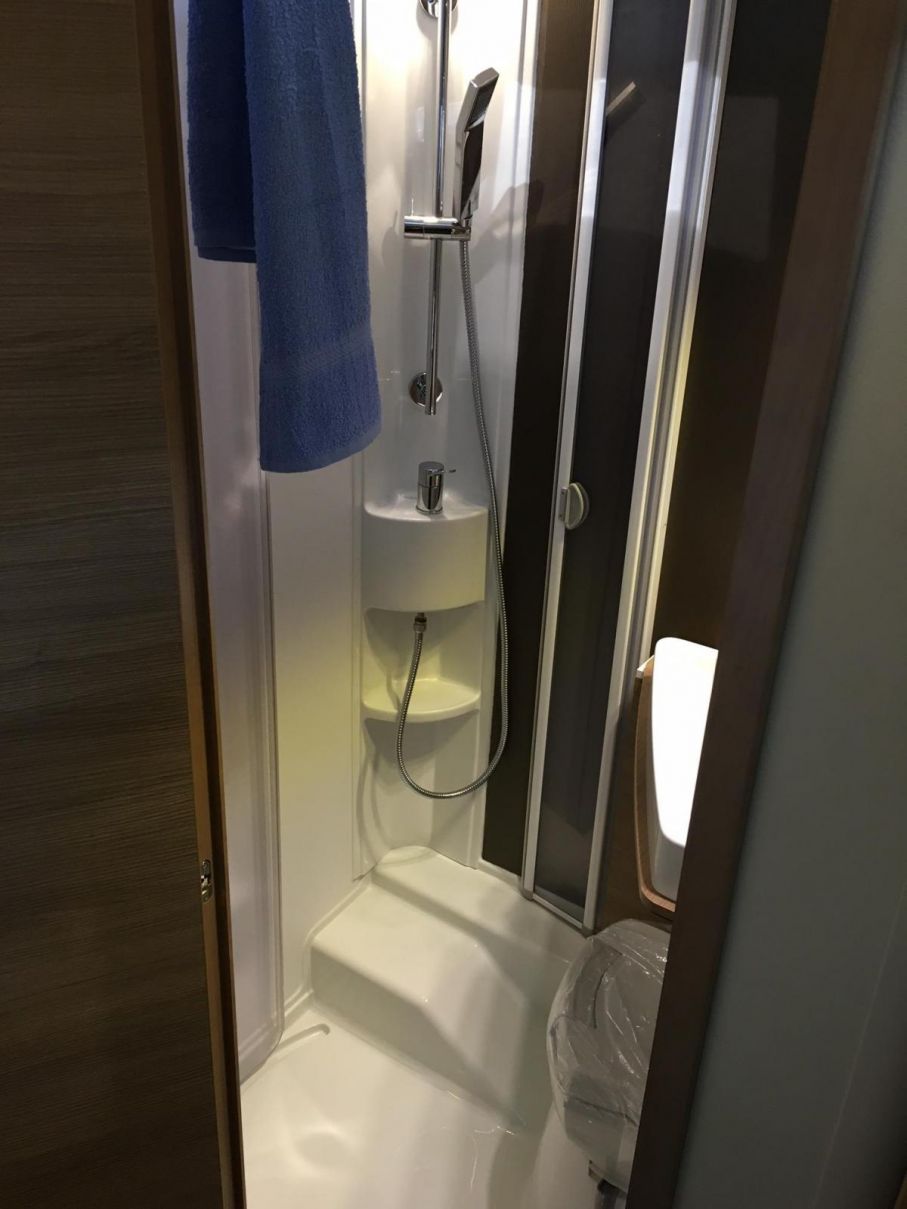 Adria Compact SLS