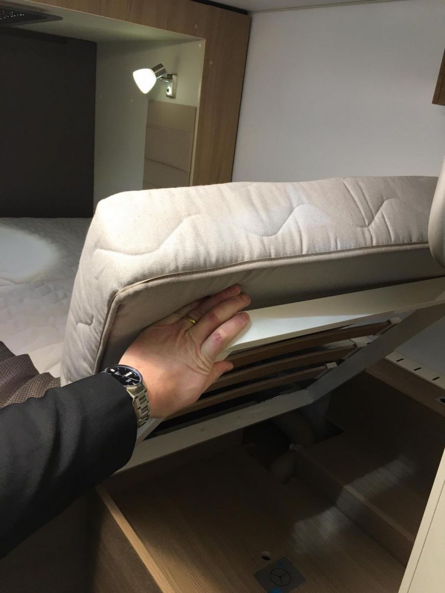 Adria Compact SLS