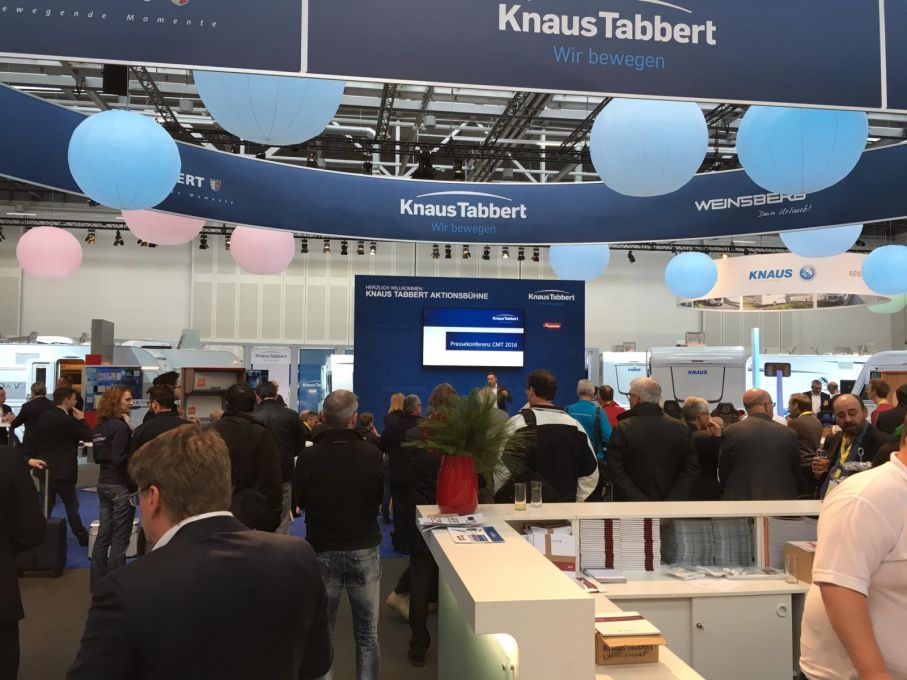 Knaus presskonferens