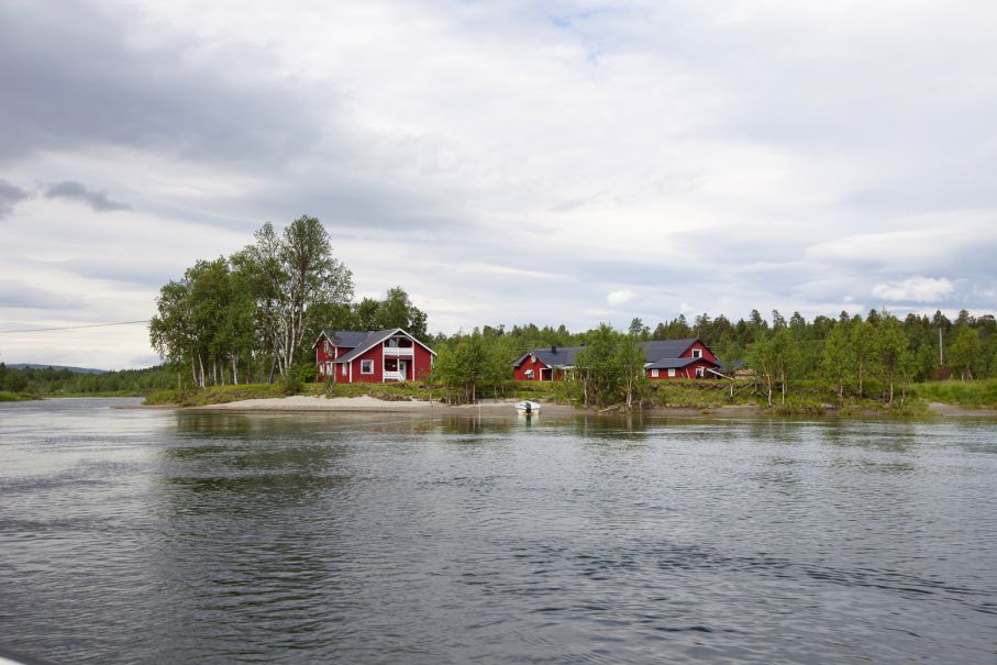 Bäverholmarnas hotell ligger älvnära.