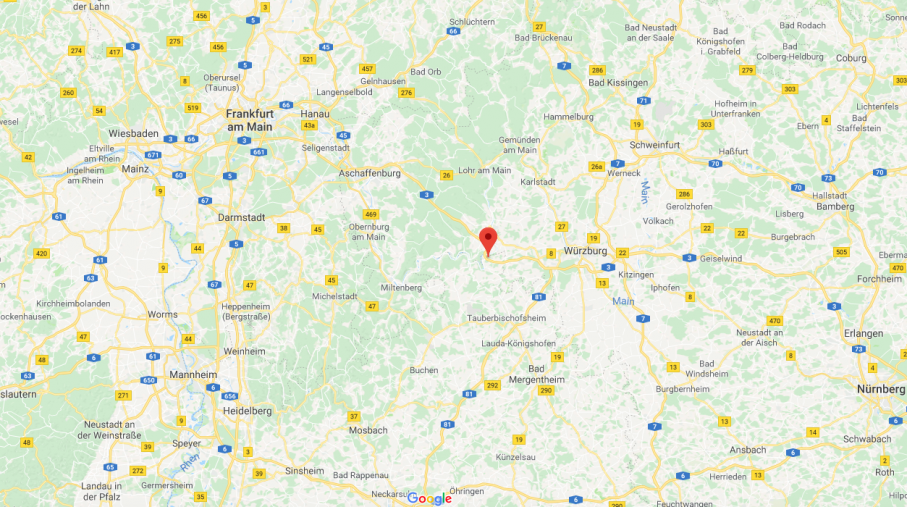 Här hittar du det uppochner-vända huset. GPS: N49°46'18", E9°35'13"