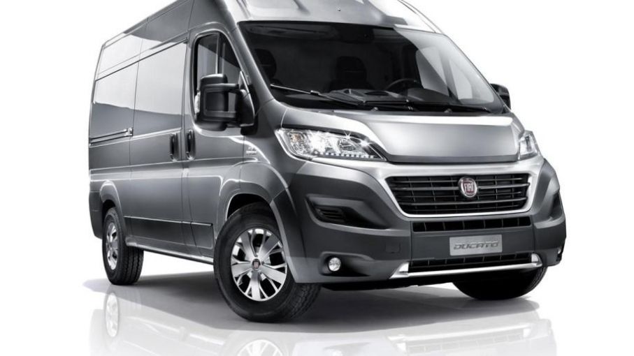 Blir basfordon som Fiat Ducato snart eldrivna? Sannolikheten ökar efter beslut i EU och förslag i Norge om körkortsändringar.